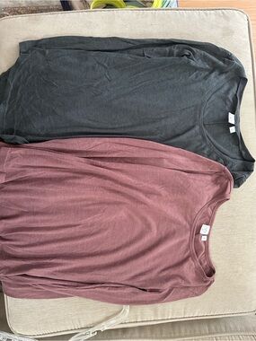 bp Long Sleeve Crewneck Tops in green and Mauve/brown one size S & one size M